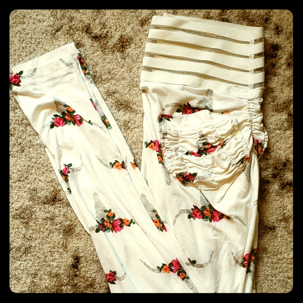 Cute Booty Lounge Leggings